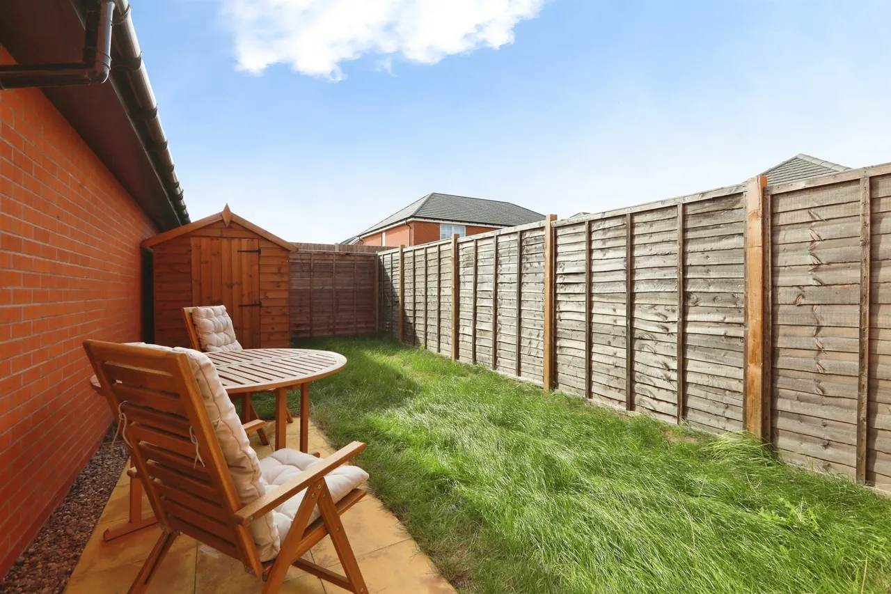 White Lias Way, Upper Lighthorne, CV33, photo 24