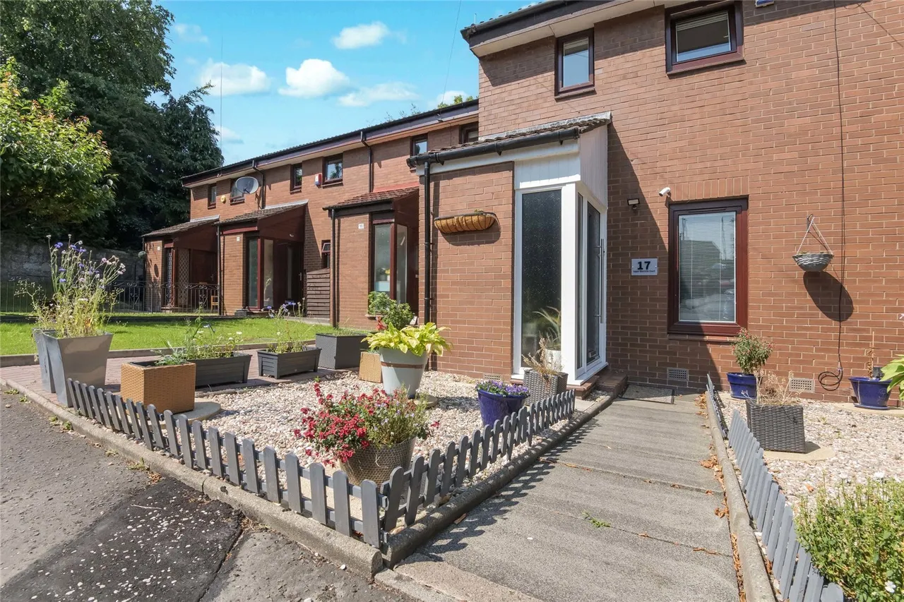 Upper Bourtree Court, Rutherglen, Glasgow, South Lanarkshire, G73, photo 19