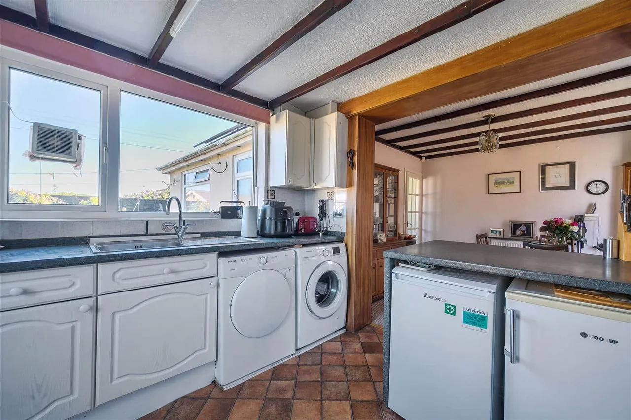 Wilkes Road, Broadstairs, Kent, CT10 2HL, photo 13