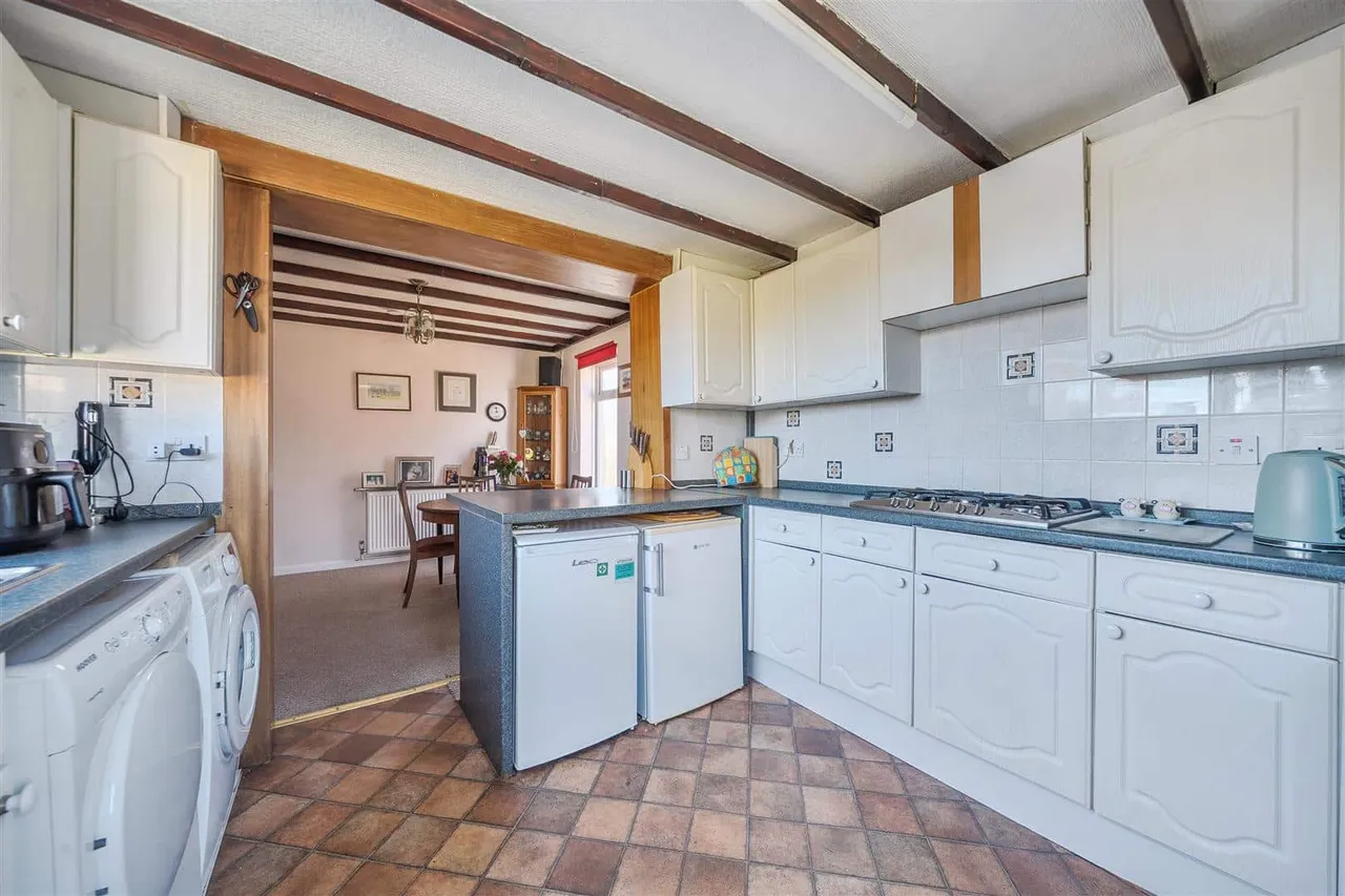 Wilkes Road, Broadstairs, Kent, CT10 2HL, photo 5