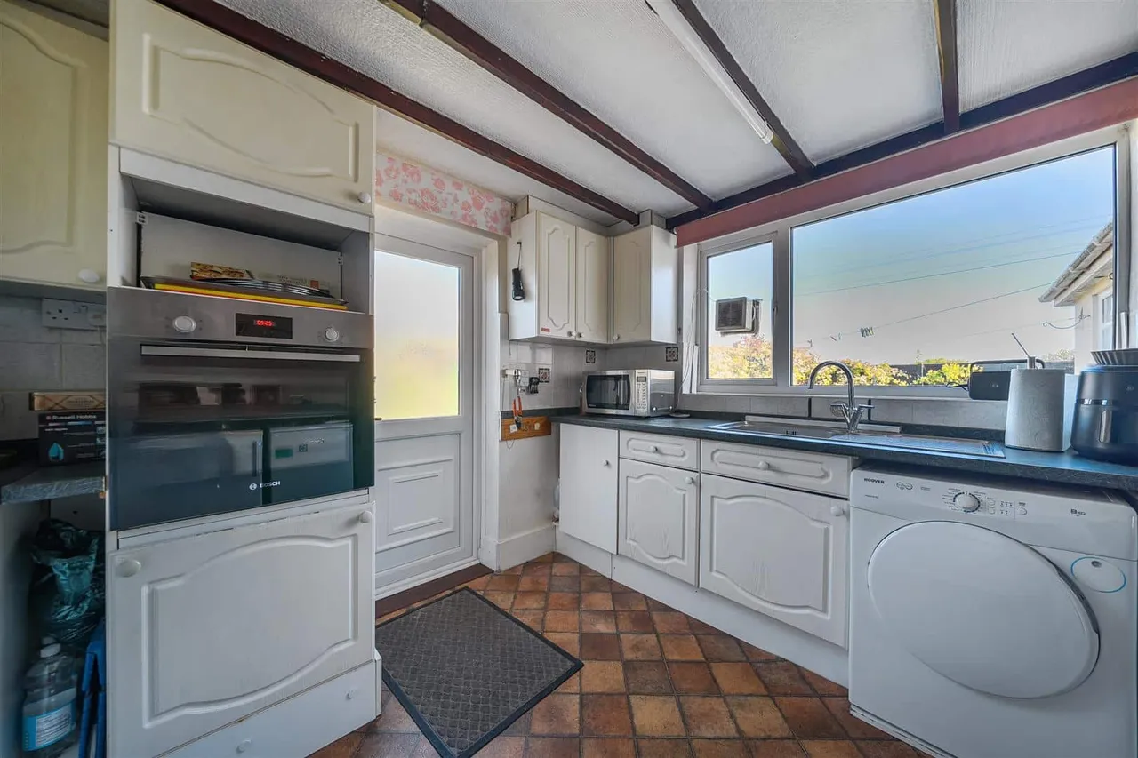 Wilkes Road, Broadstairs, Kent, CT10 2HL, photo 14