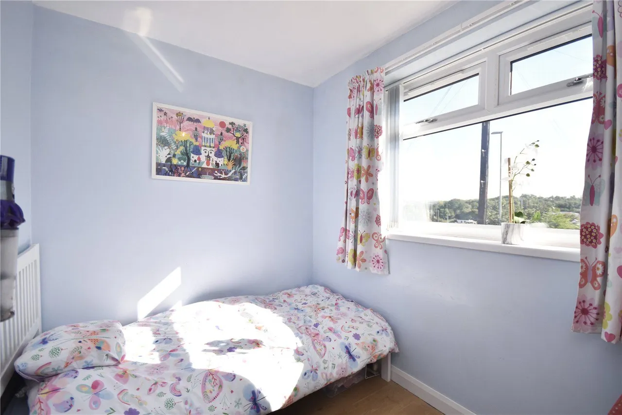 North Downs Road, High Crompton, OL2, photo 14