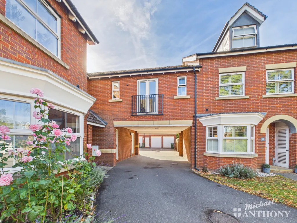 1 bed property for sale — Whitebeam Close, Weston Turville, Aylesbury, HP22 5YE