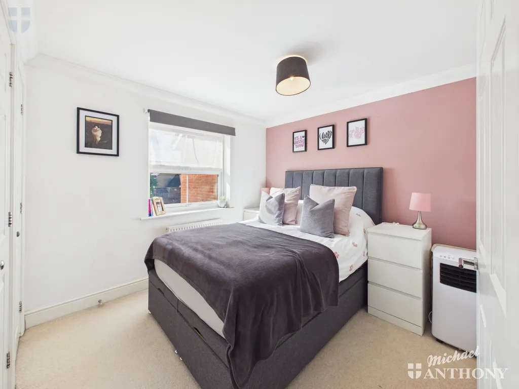 Whitebeam Close, Weston Turville, Aylesbury, HP22 5YE, photo 4