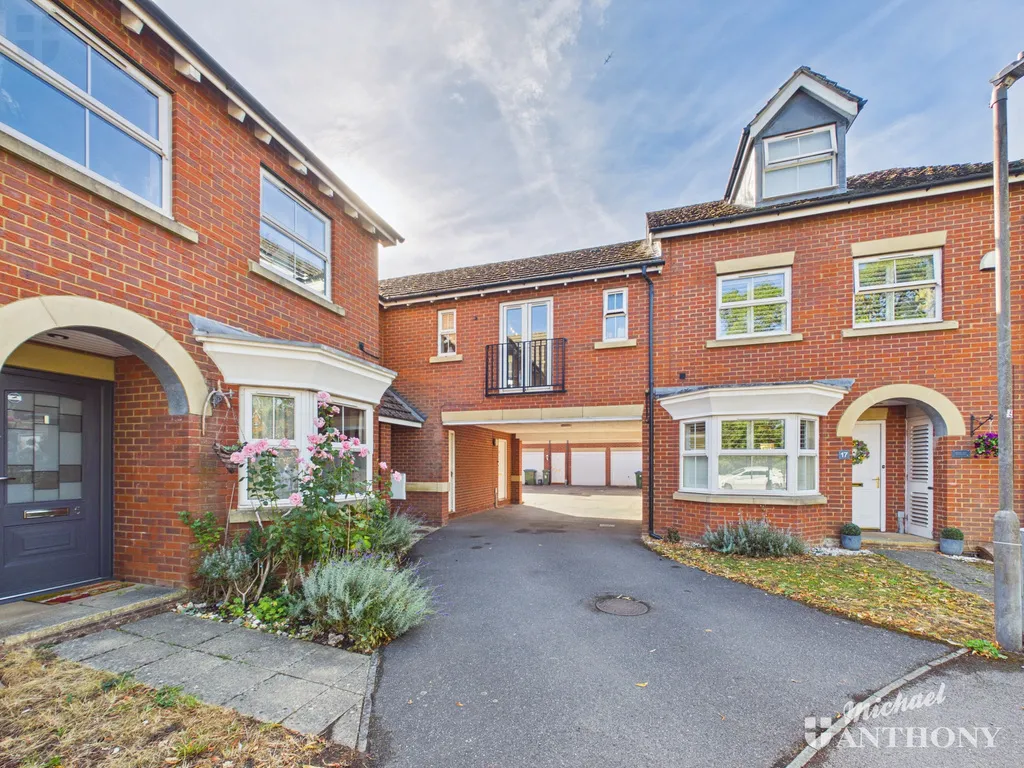 Whitebeam Close, Weston Turville, Aylesbury, HP22 5YE, photo 7