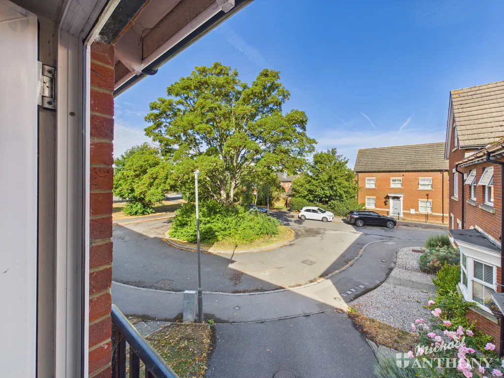 Whitebeam Close, Weston Turville, Aylesbury, HP22 5YE, photo 12