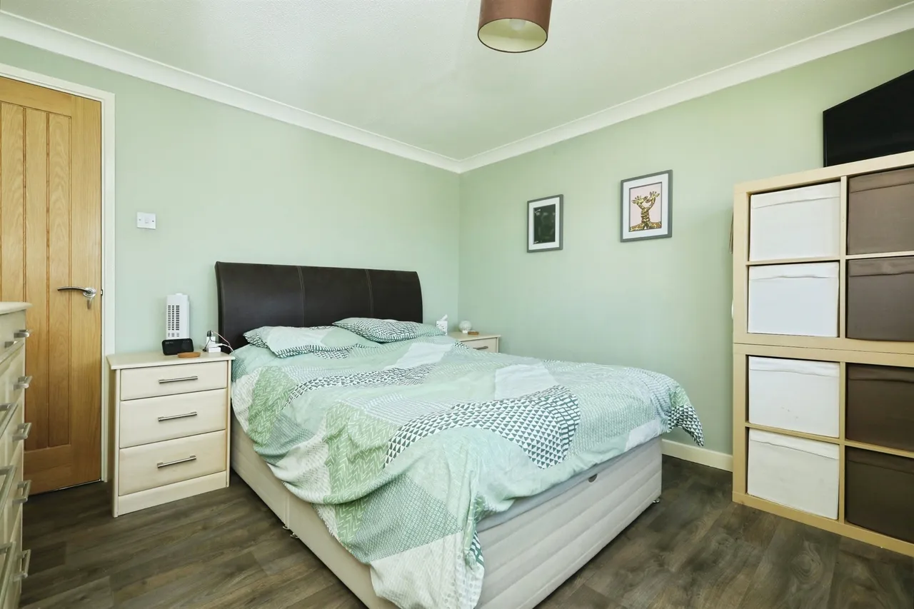 Furness Close, Dinnington, Sheffield, photo 8