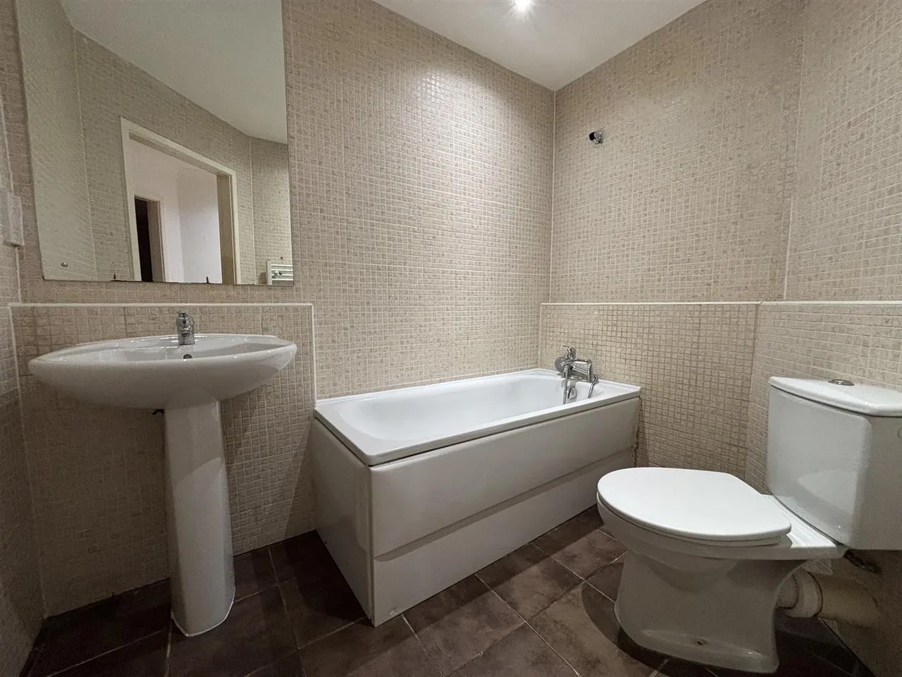 Barlow Moor Road, West Didsbury, M20, photo 17