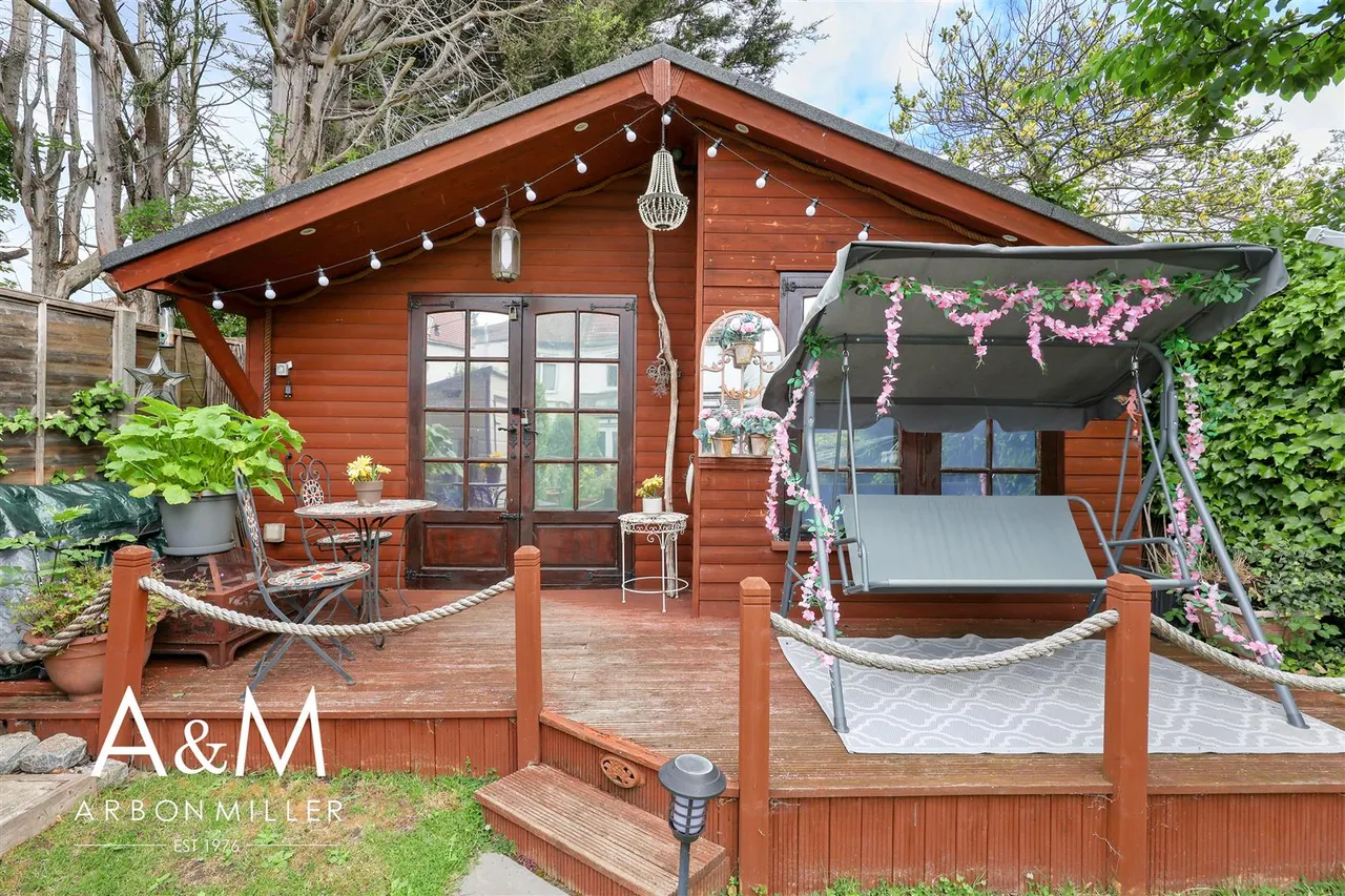 Cleves Walk, Hainault, Essex, Ilford, IG62NQ, photo 26