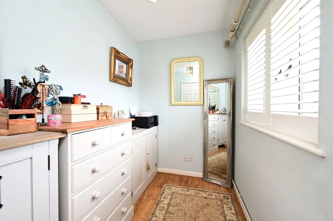 Grenadier Road, Ash Vale, Guildford, Surrey, GU12 5DT, photo 13