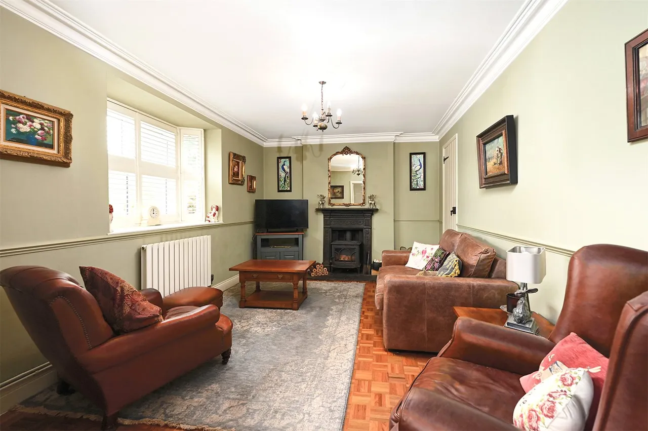 Grenadier Road, Ash Vale, Guildford, Surrey, GU12 5DT, photo 5