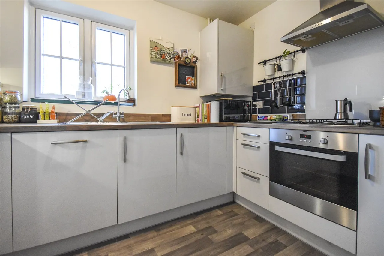 Barossa Road, Wellesley, Aldershot, Hampshire, GU11 4DT, photo 6