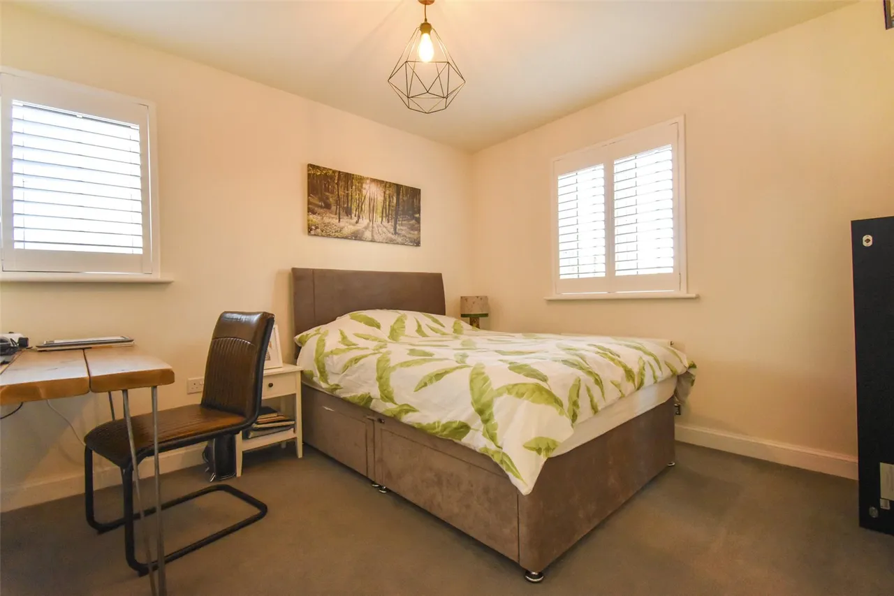 Barossa Road, Wellesley, Aldershot, Hampshire, GU11 4DT, photo 11