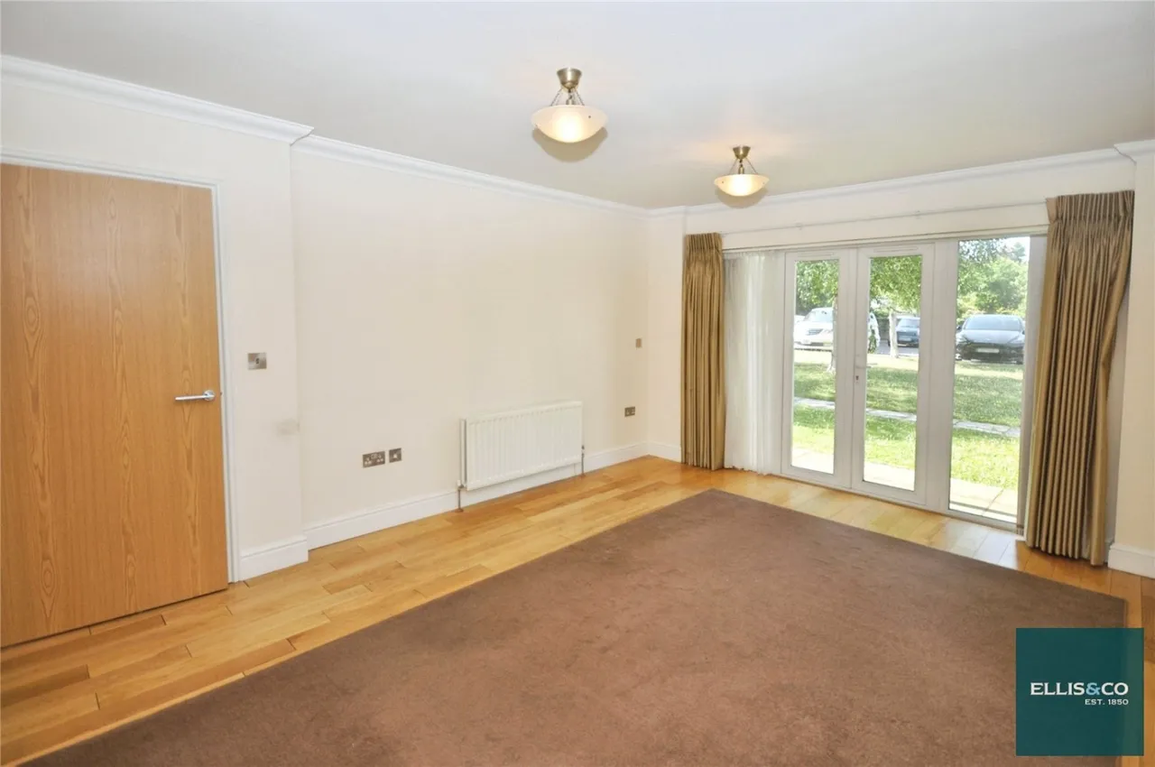 2 bed flat to rent, Station Road, Barnet, EN5