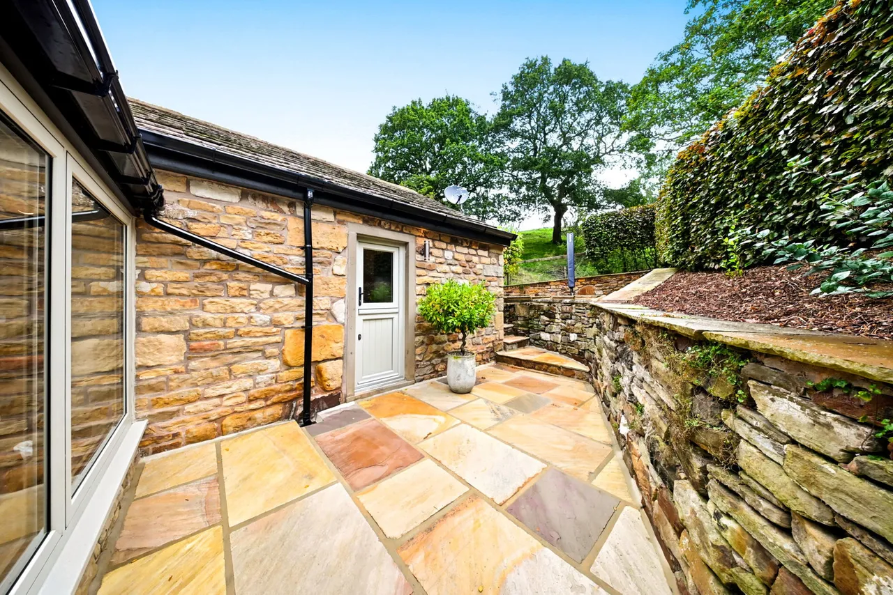 Burnley Road, Cliviger, BB10, photo 74