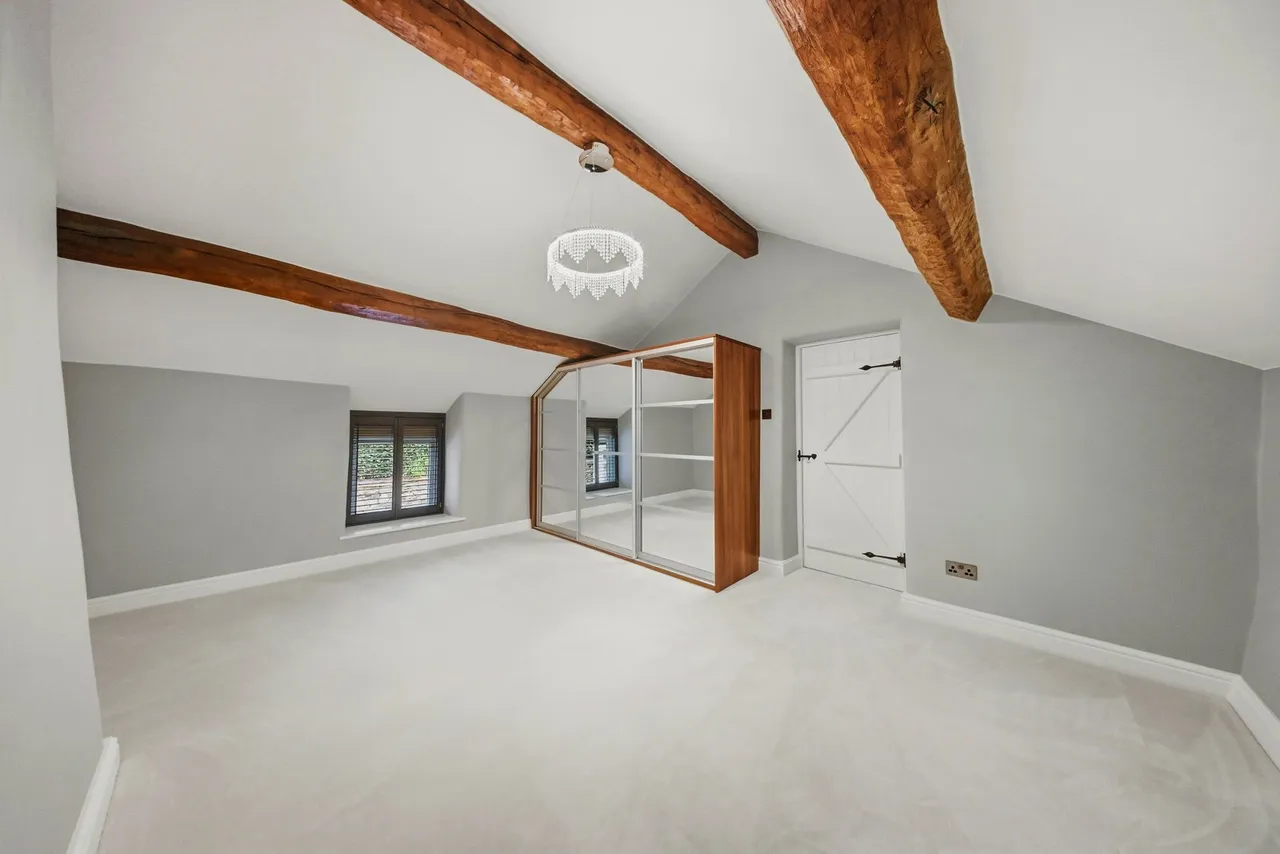 Burnley Road, Cliviger, BB10, photo 54