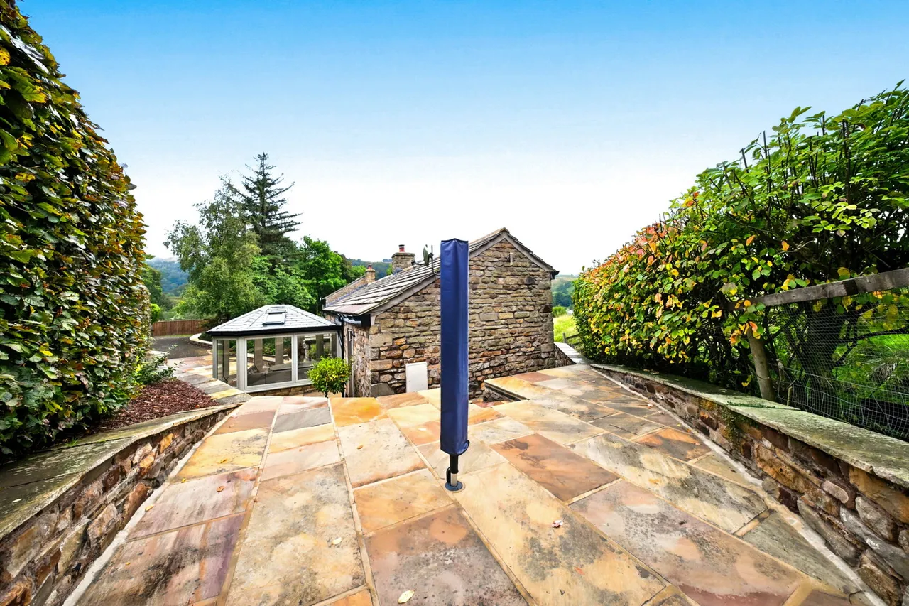 Burnley Road, Cliviger, BB10, photo 89