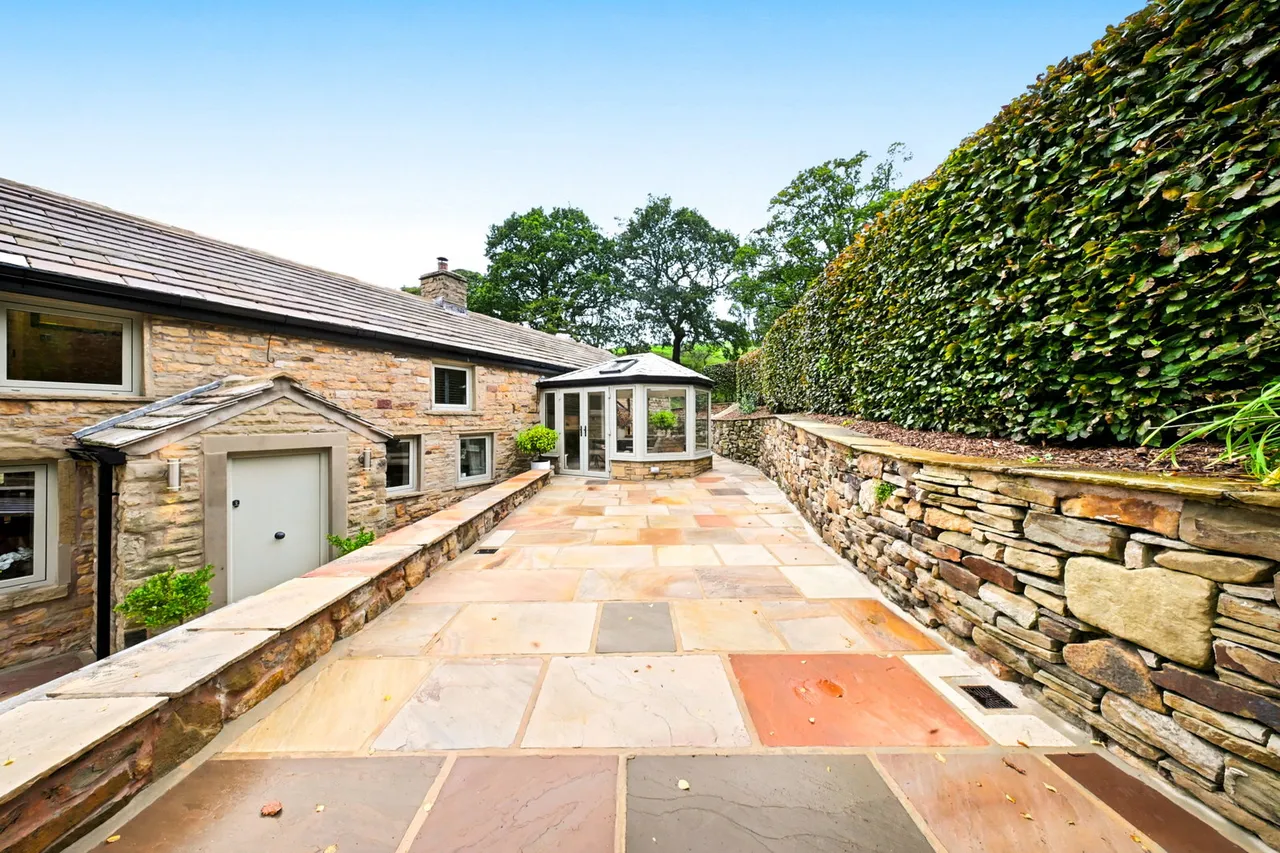 Burnley Road, Cliviger, BB10, photo 70