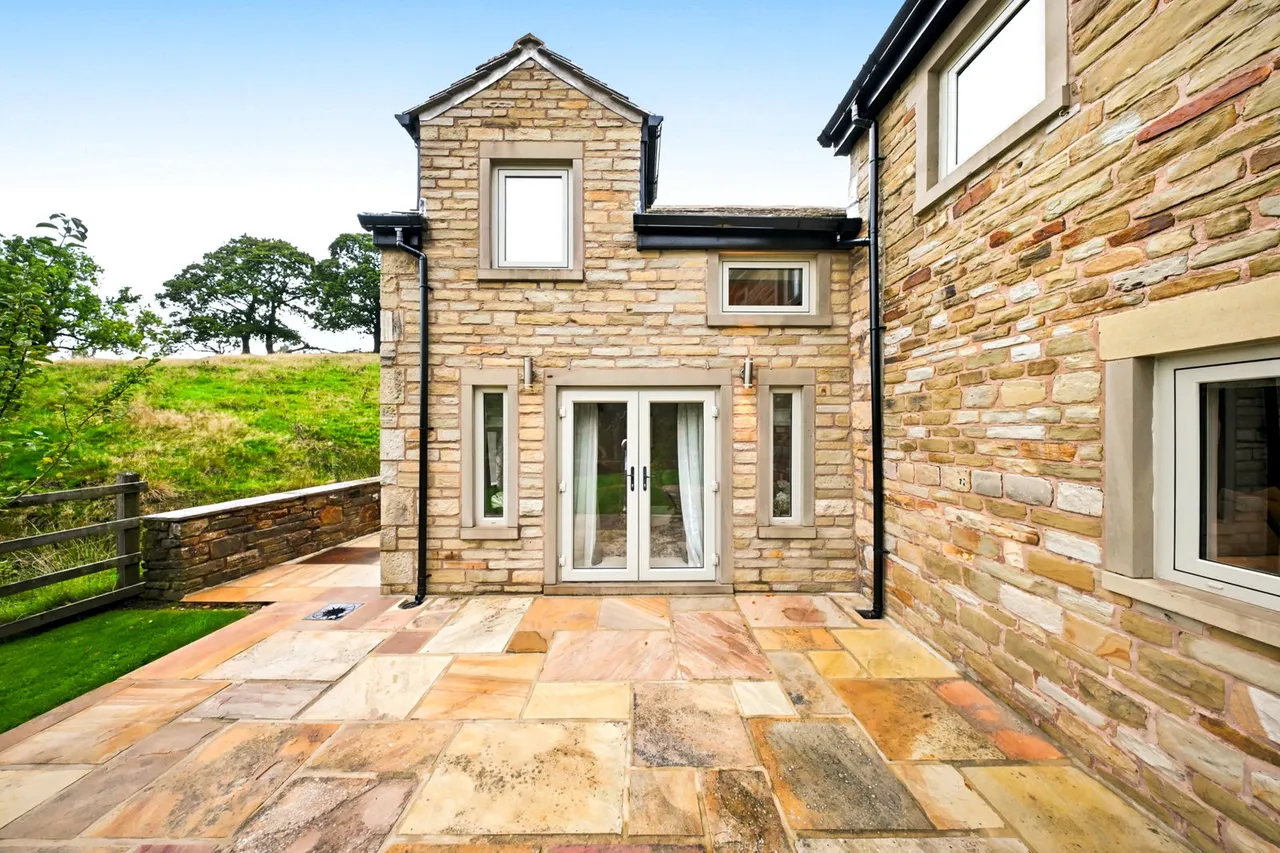 Burnley Road, Cliviger, BB10, photo 82