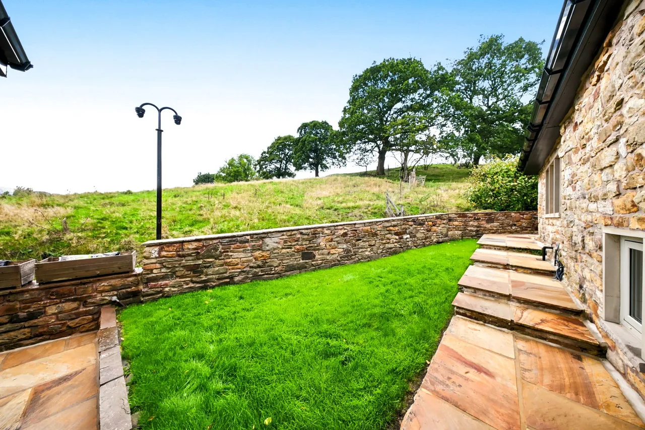 Burnley Road, Cliviger, BB10, photo 87