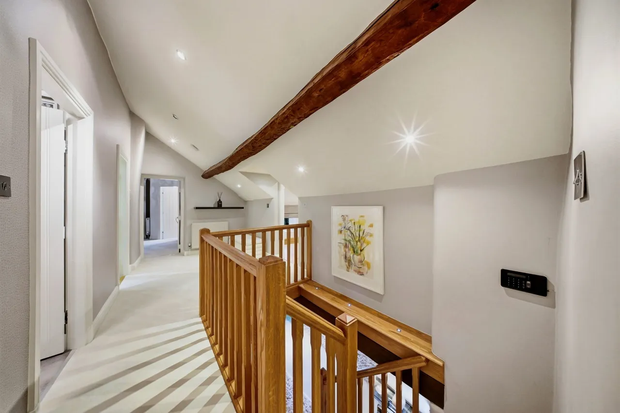 Burnley Road, Cliviger, BB10, photo 61