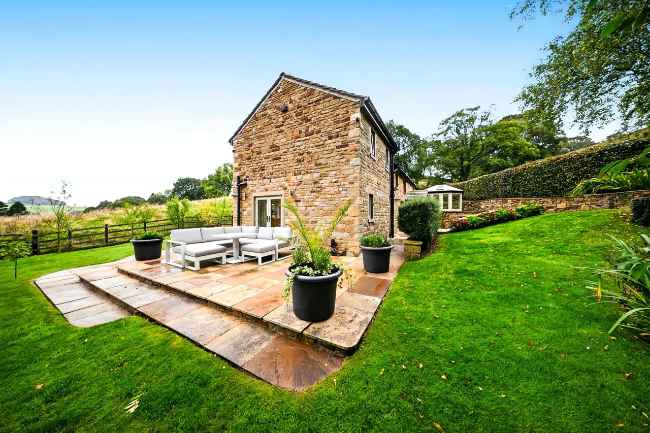 Burnley Road, Cliviger, BB10, photo 79