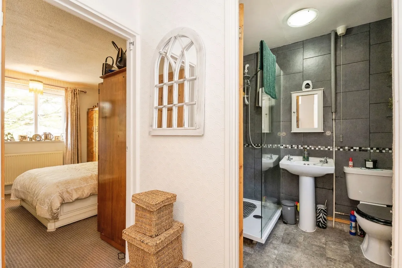 Theobald Road, Norwich, Norfolk, NR1, photo 10