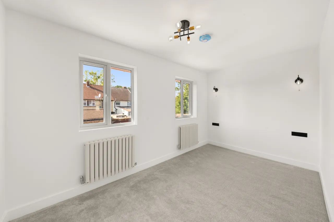 Hayman Crescent, Hayes, UB4, photo 12