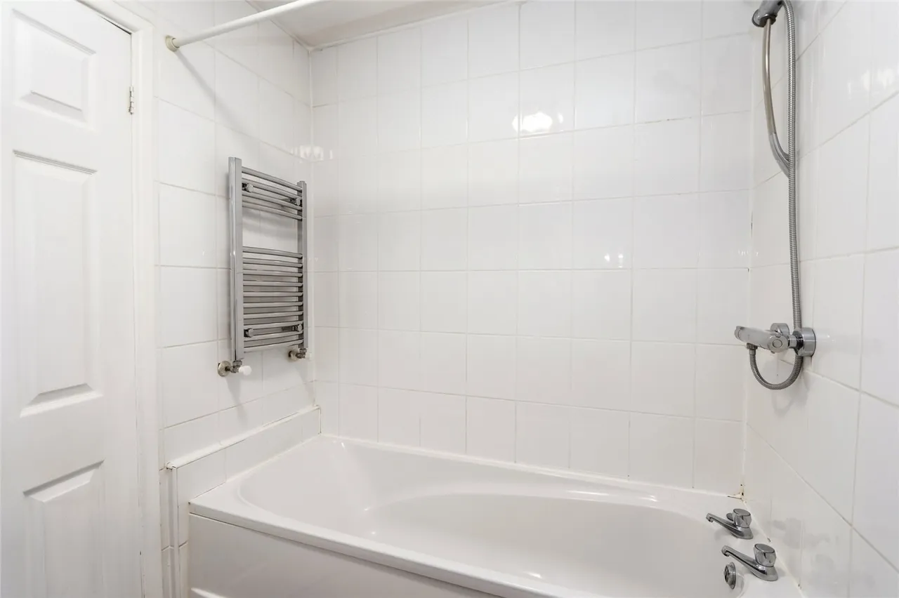 Bay Tree Close, Patchway, BS34, photo 15