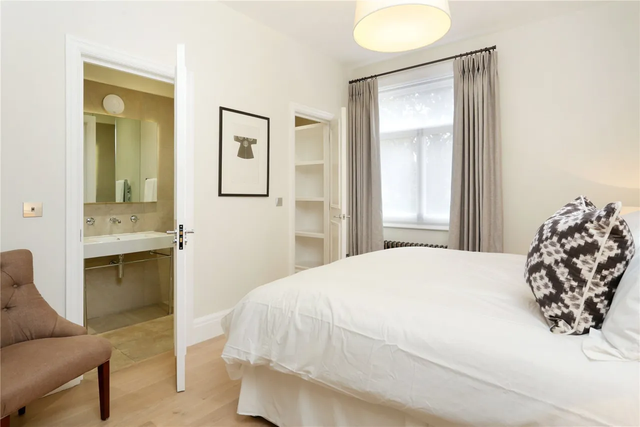 Sloane Gardens, London, SW1W, photo 6