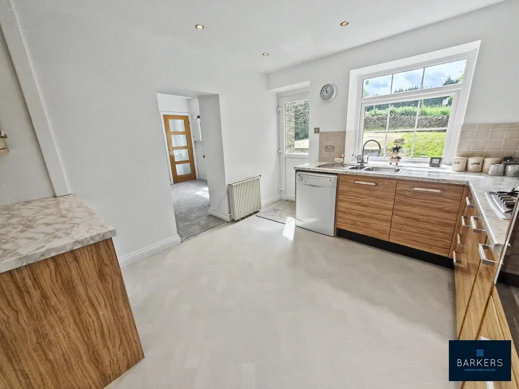 New Toftshaw, East Bierley BD4 6QN, photo 7