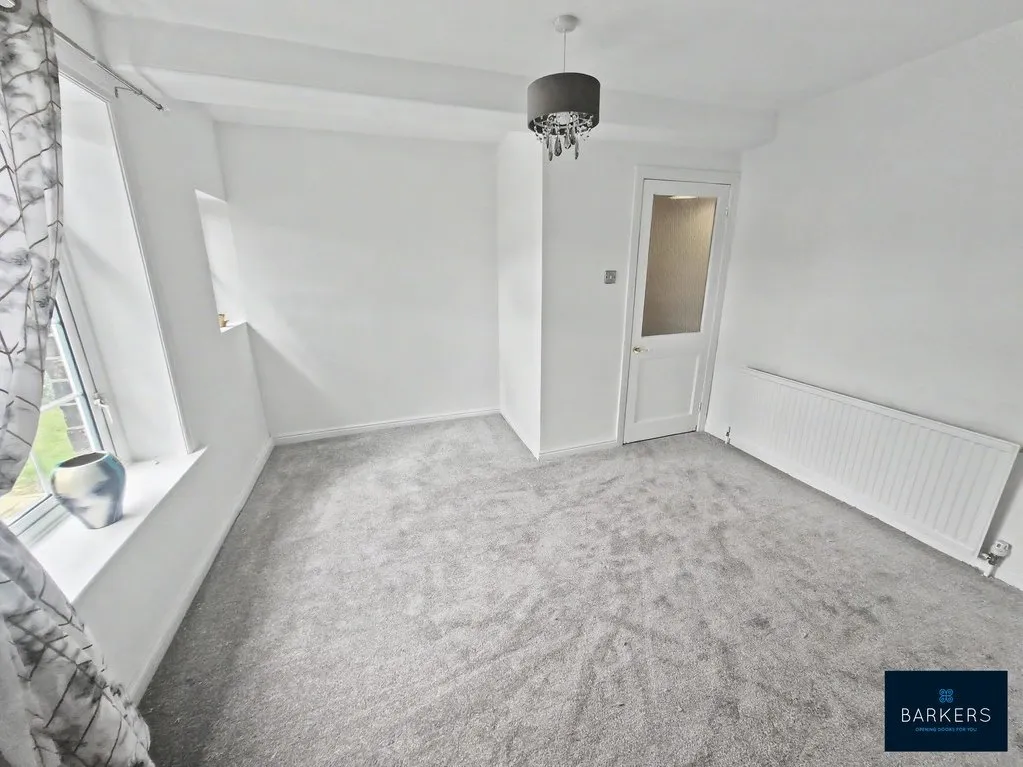New Toftshaw, East Bierley BD4 6QN, photo 19