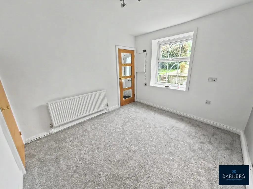 New Toftshaw, East Bierley BD4 6QN, photo 5