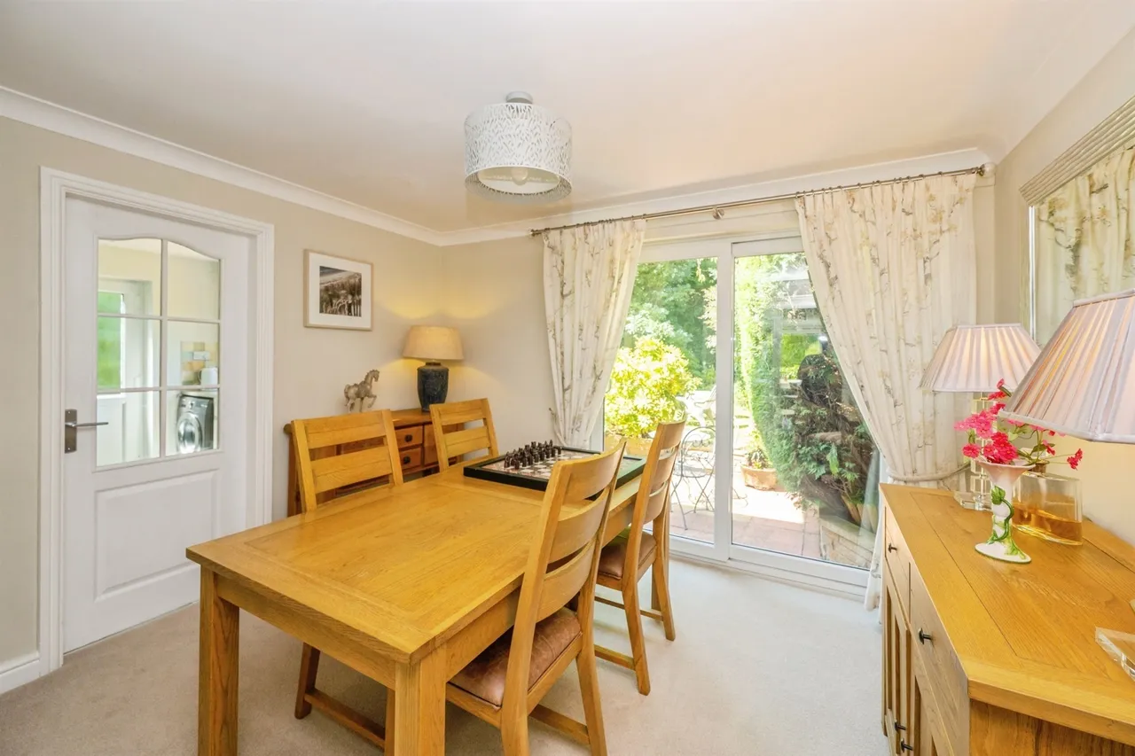 Thornes Croft, Stonnall, WS9, photo 2