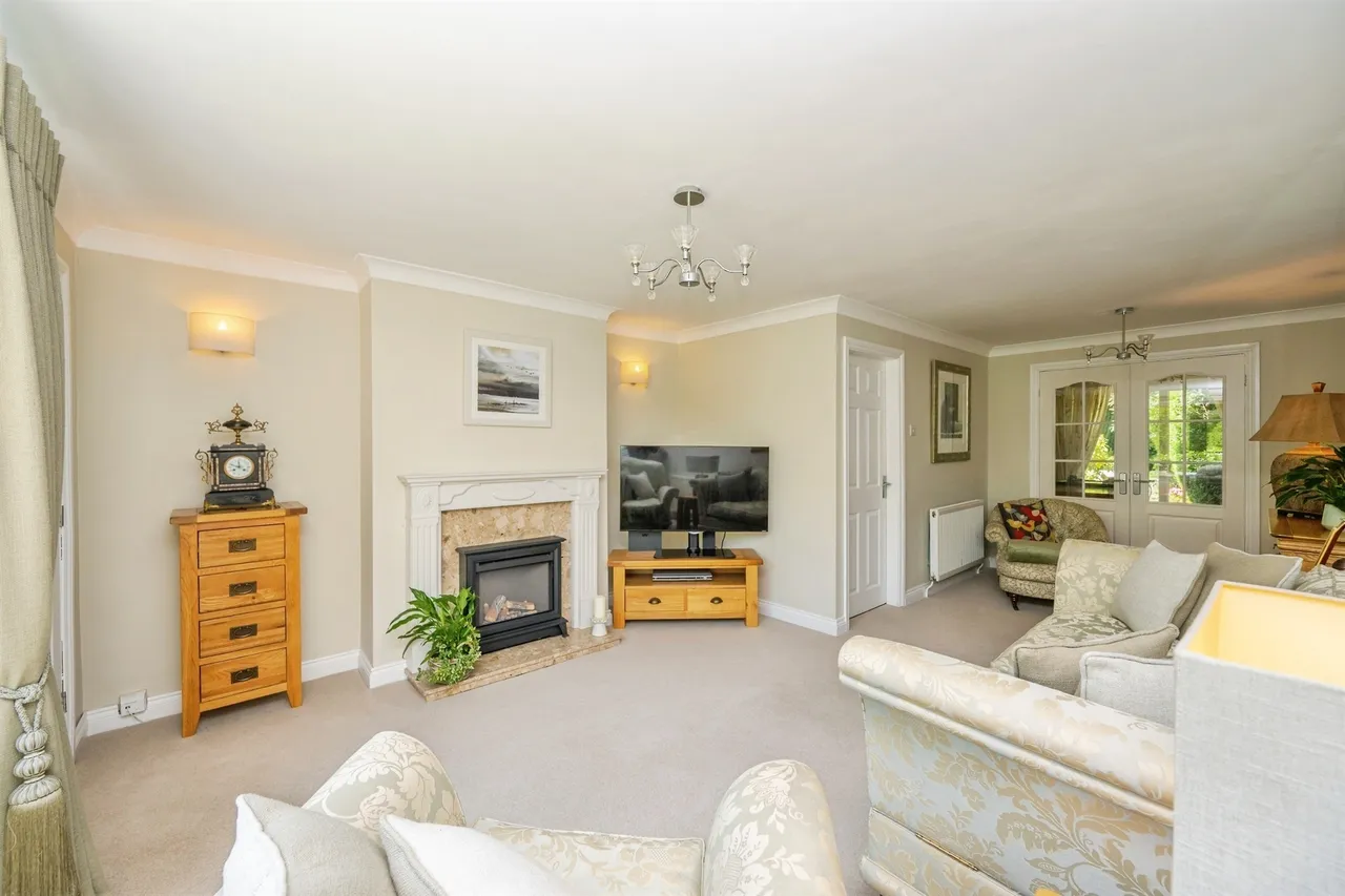 Thornes Croft, Stonnall, WS9, photo 9