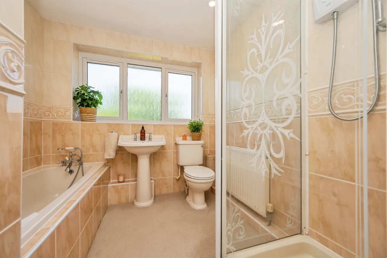 Thornes Croft, Stonnall, WS9, photo 18