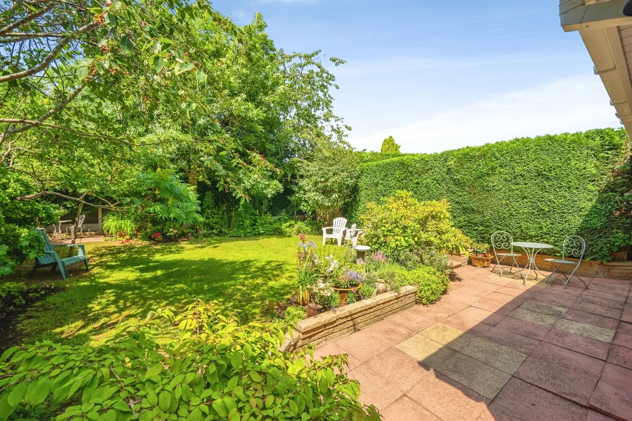 Thornes Croft, Stonnall, WS9, photo 19