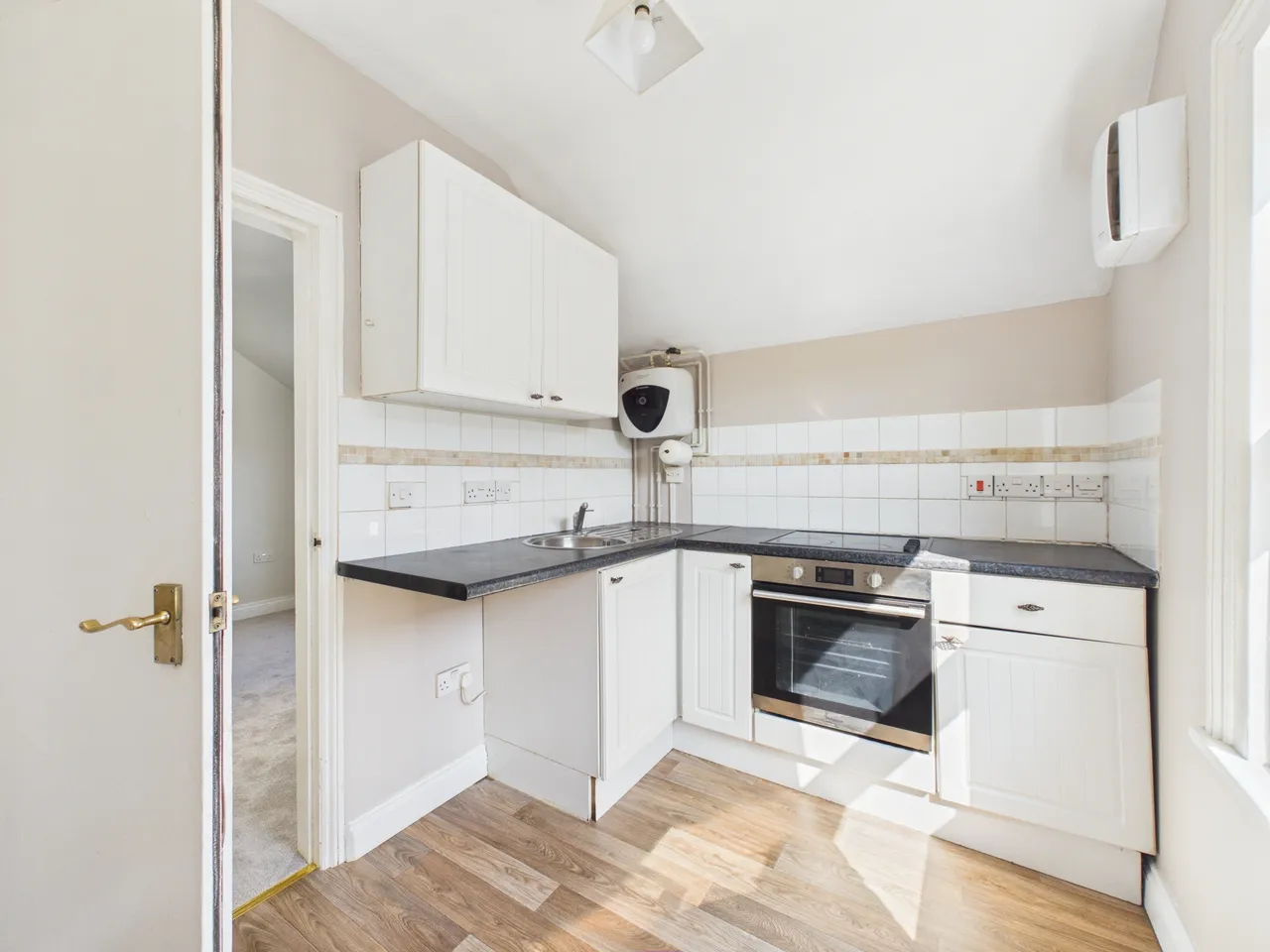 18c, 18B-18C Falkner Street, Gloucester, GL1 4SG, photo 4