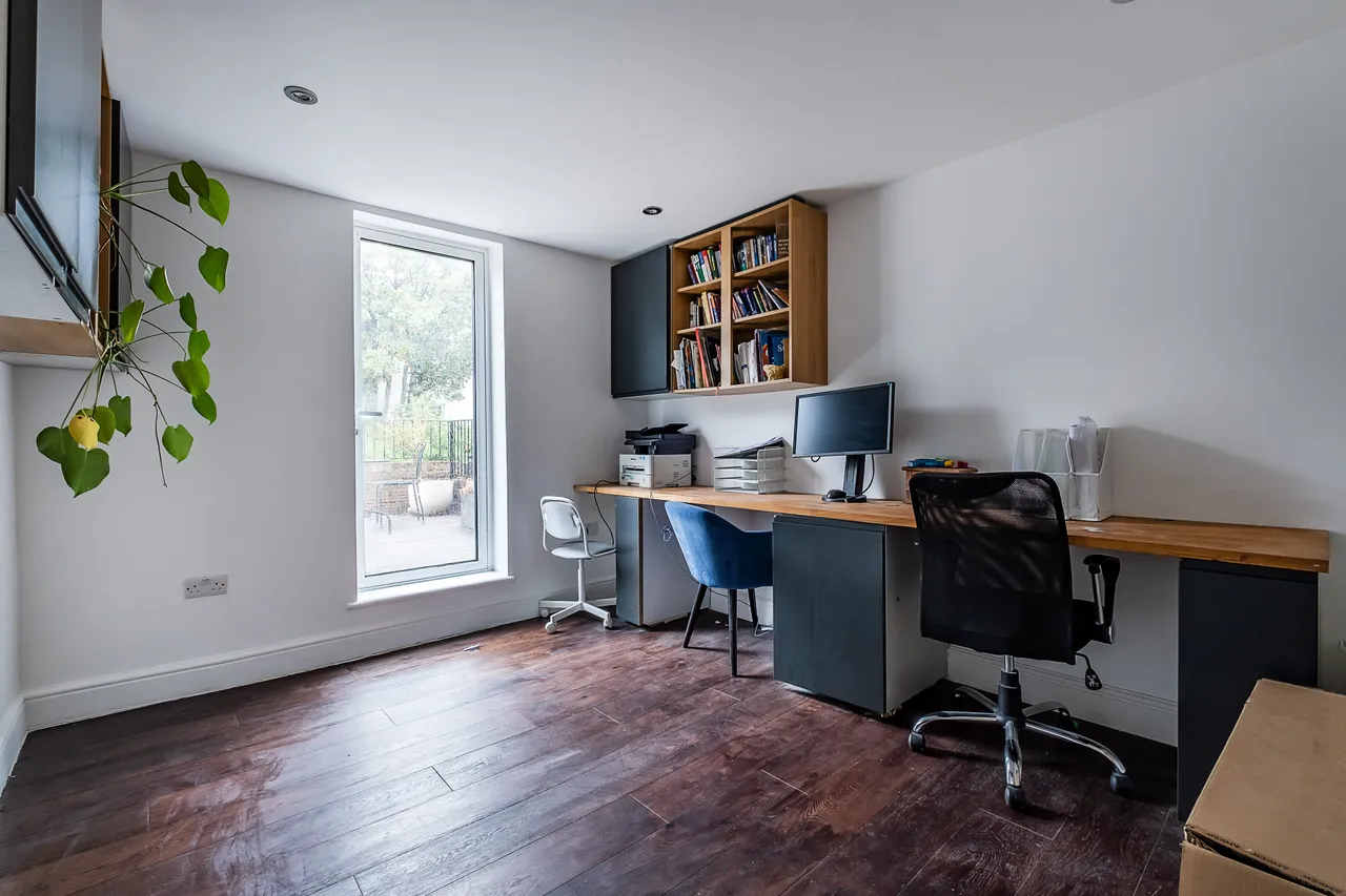 Fernhead Road, London, W9, photo 6