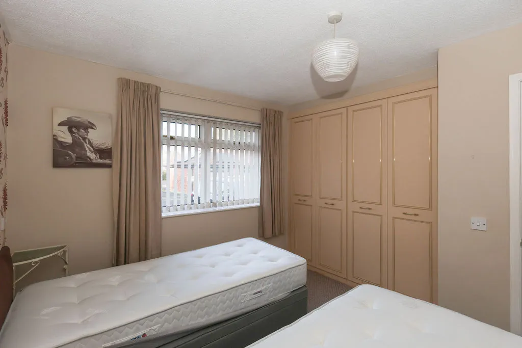 Mulberry Close, Rochdale OL11 3TS, photo 6