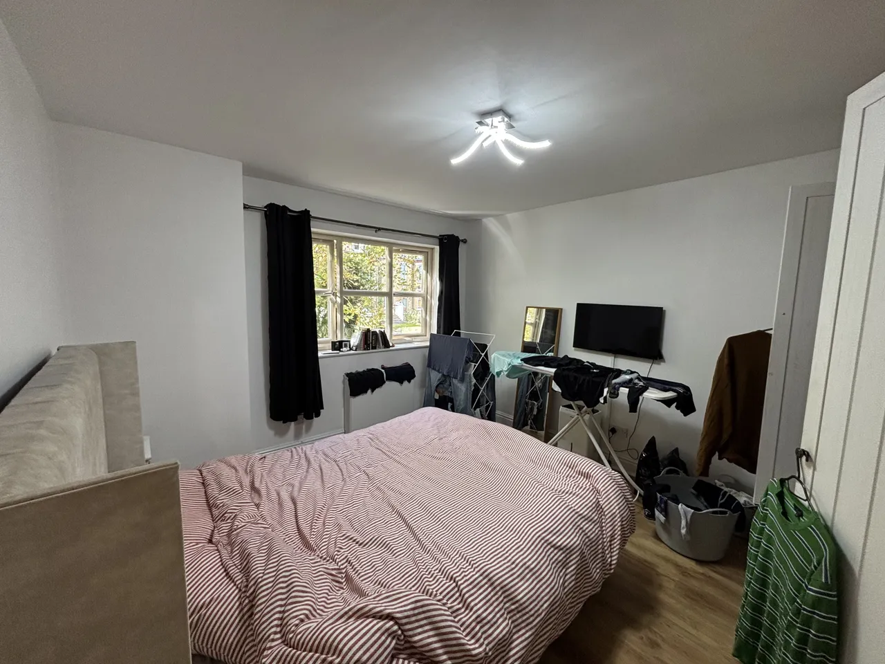 Brompton Avenue, L17, photo 5