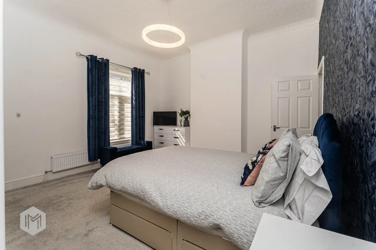 Ainsworth Road, Bury, BL8 2RS, photo 12