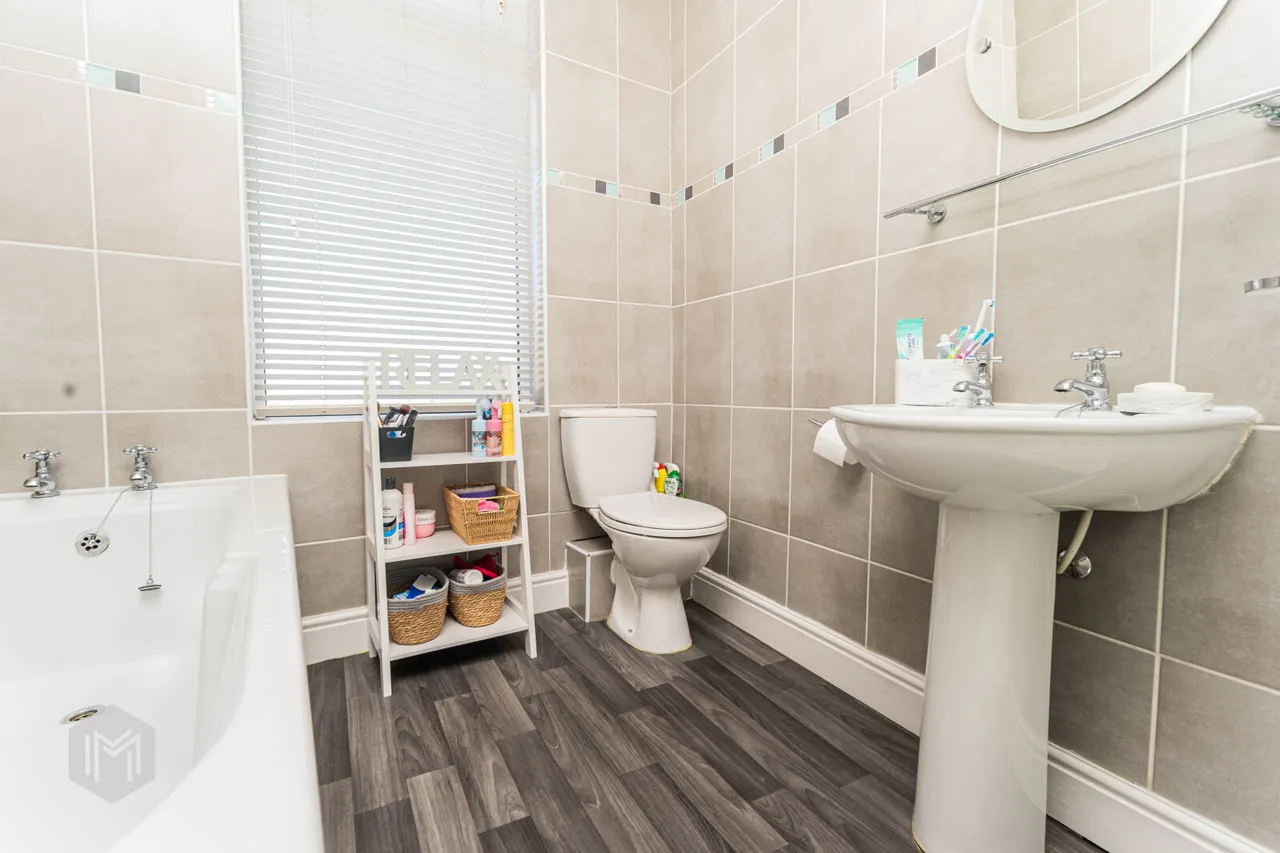 Ainsworth Road, Bury, BL8 2RS, photo 13