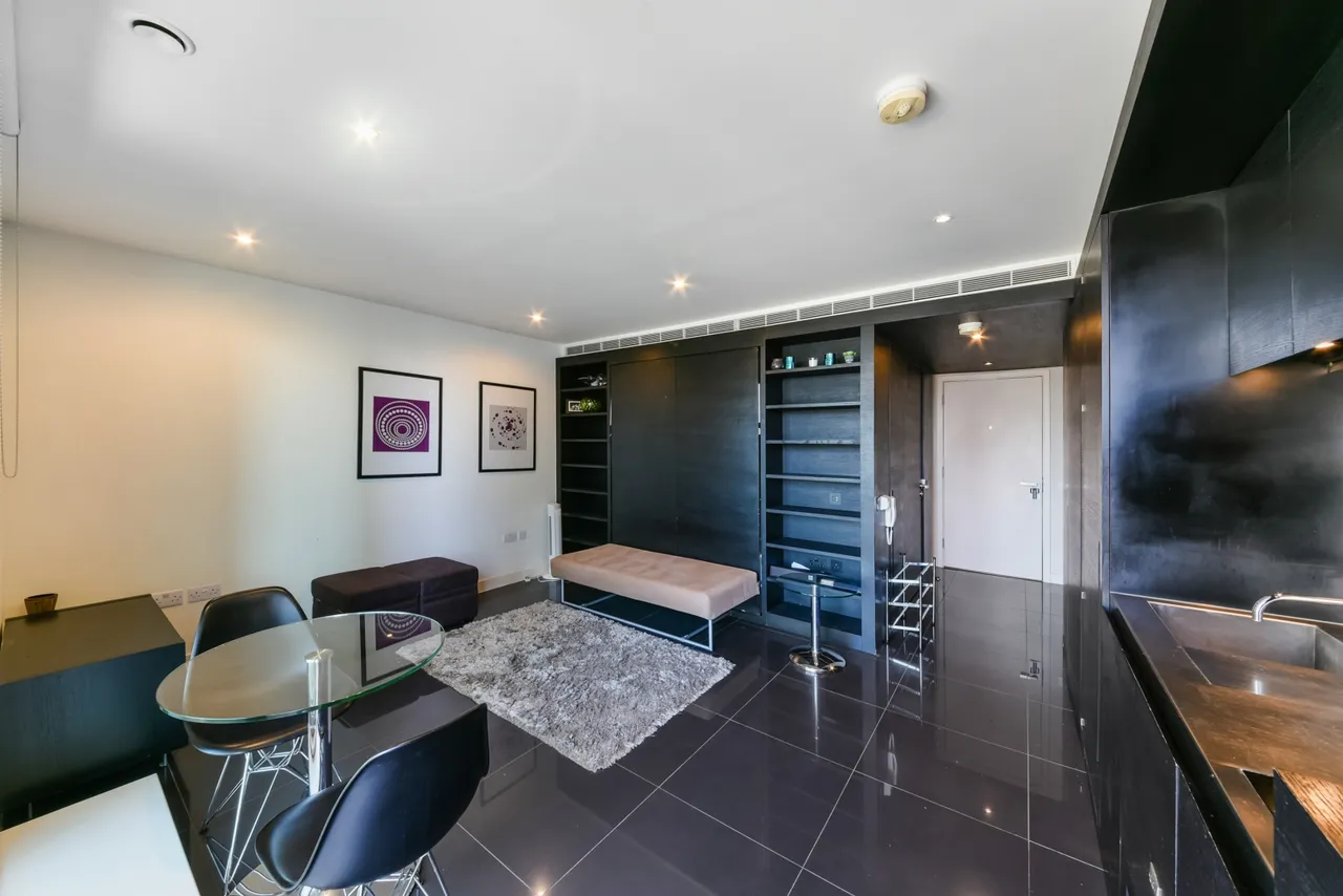 Pan Peninsula Square, Canary Wharf, E14, photo 2