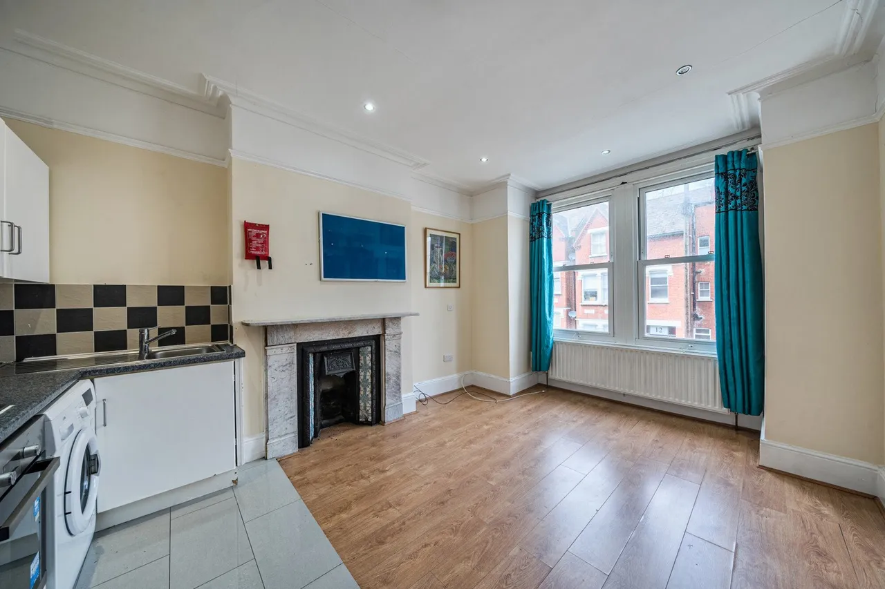 Ullswater Road, SE27, photo 2