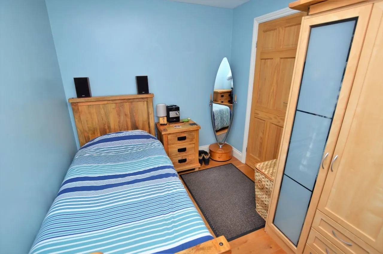 Featherby Drive, Leicester, LE2, photo 5