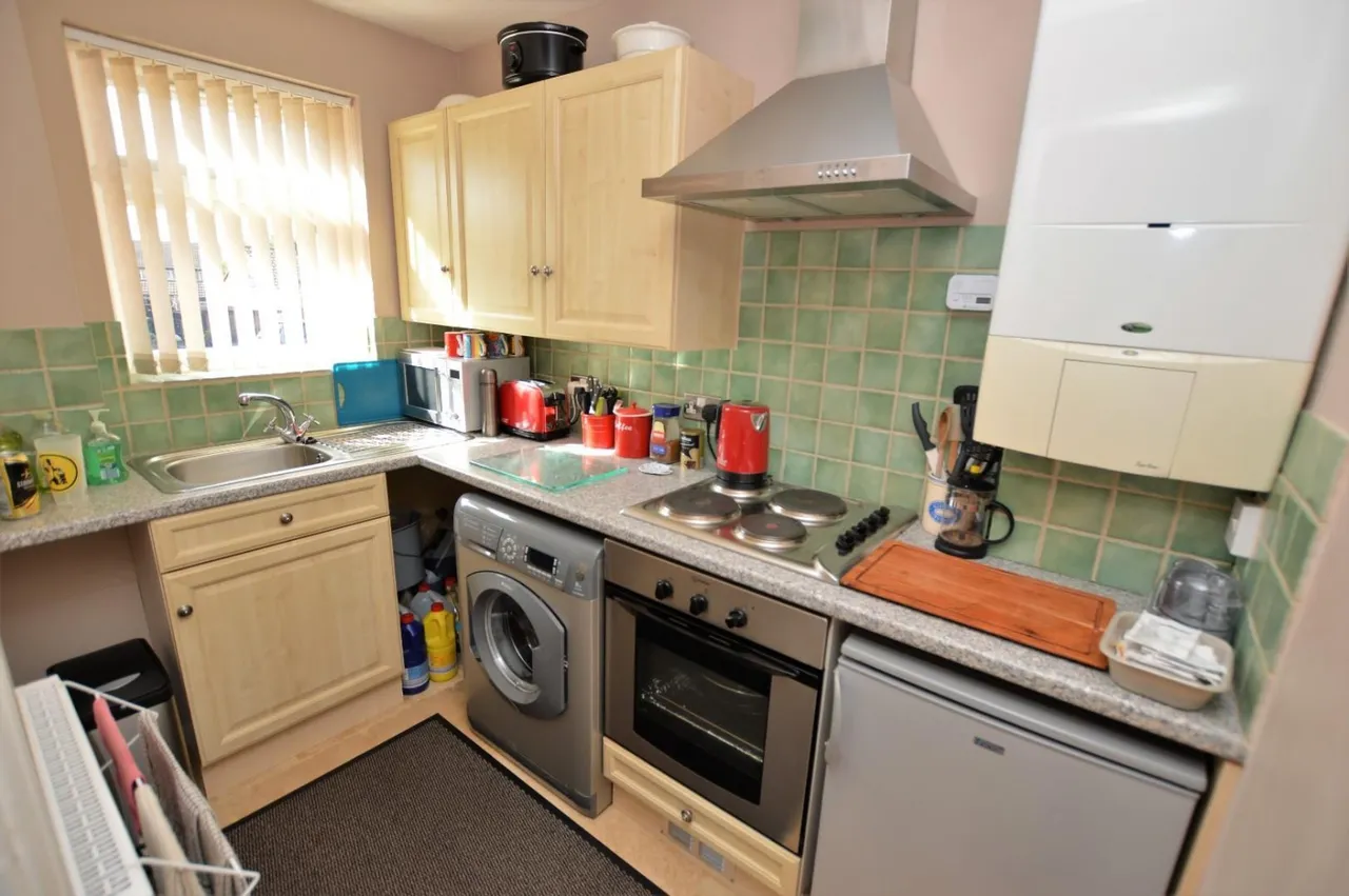 Featherby Drive, Leicester, LE2, photo 6