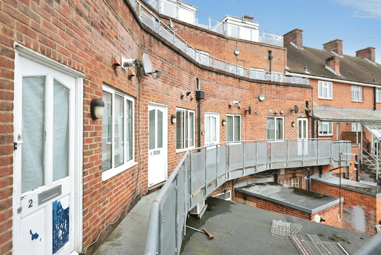 Easton Street, High Wycombe, HP11, photo 13
