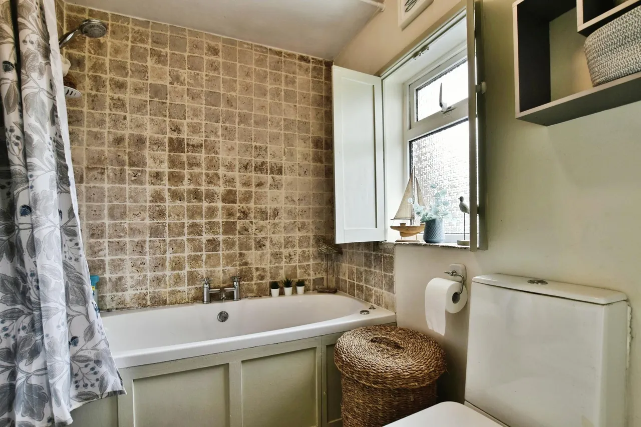 Ivymeade Close, Macclesfield, SK11, photo 16
