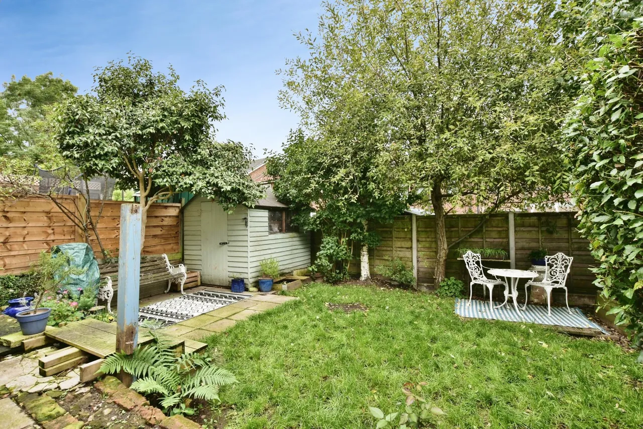 Ivymeade Close, Macclesfield, SK11, photo 4